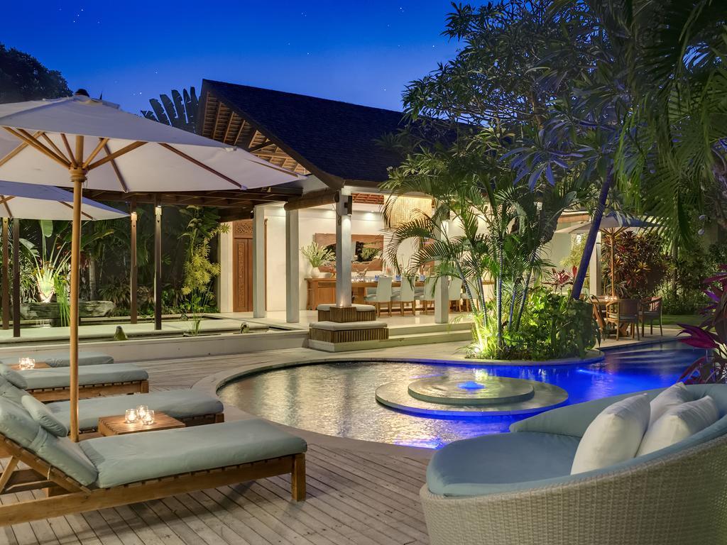 Lataliana Villas 세미냑 객실 사진